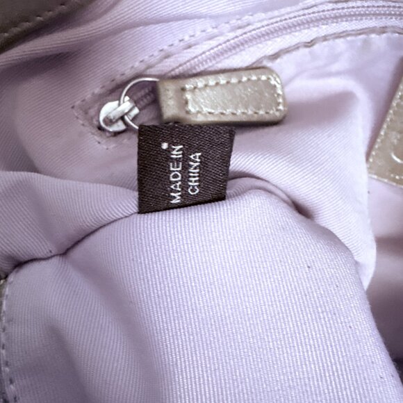 COACH Soho F18751 Cream Leather Medium East West Tote Shoulder Bag Gold Trim - Picture 6 of 13